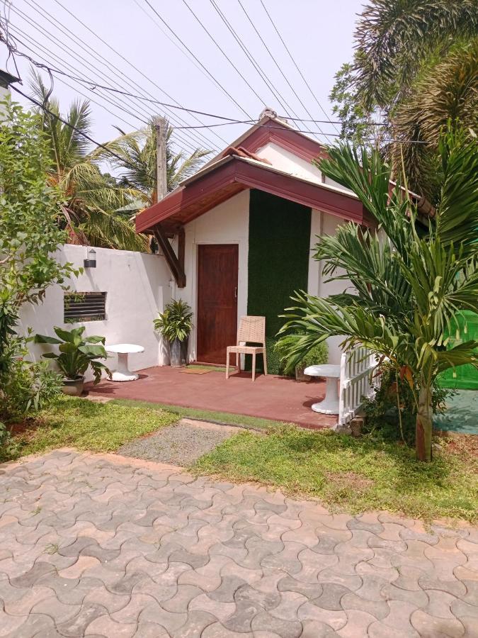 Home Stay Resort Nilaveli Eksteriør billede